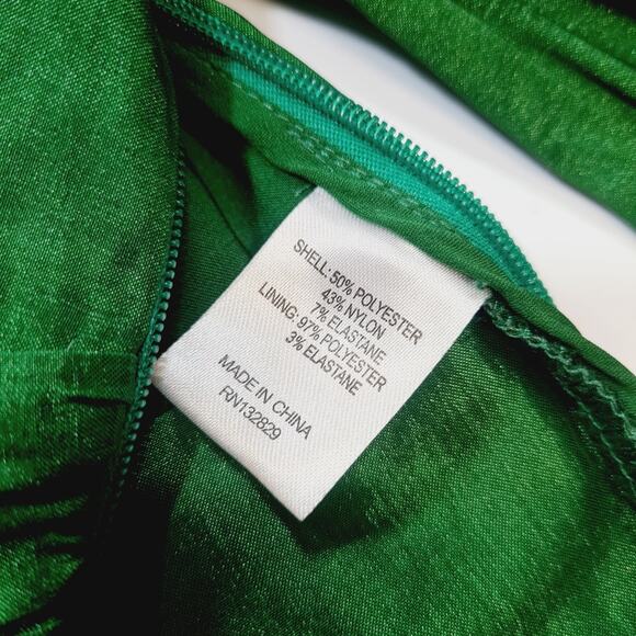 Lovers and Friends Michie Top in Emerald Green XS - Picture 7 of 11